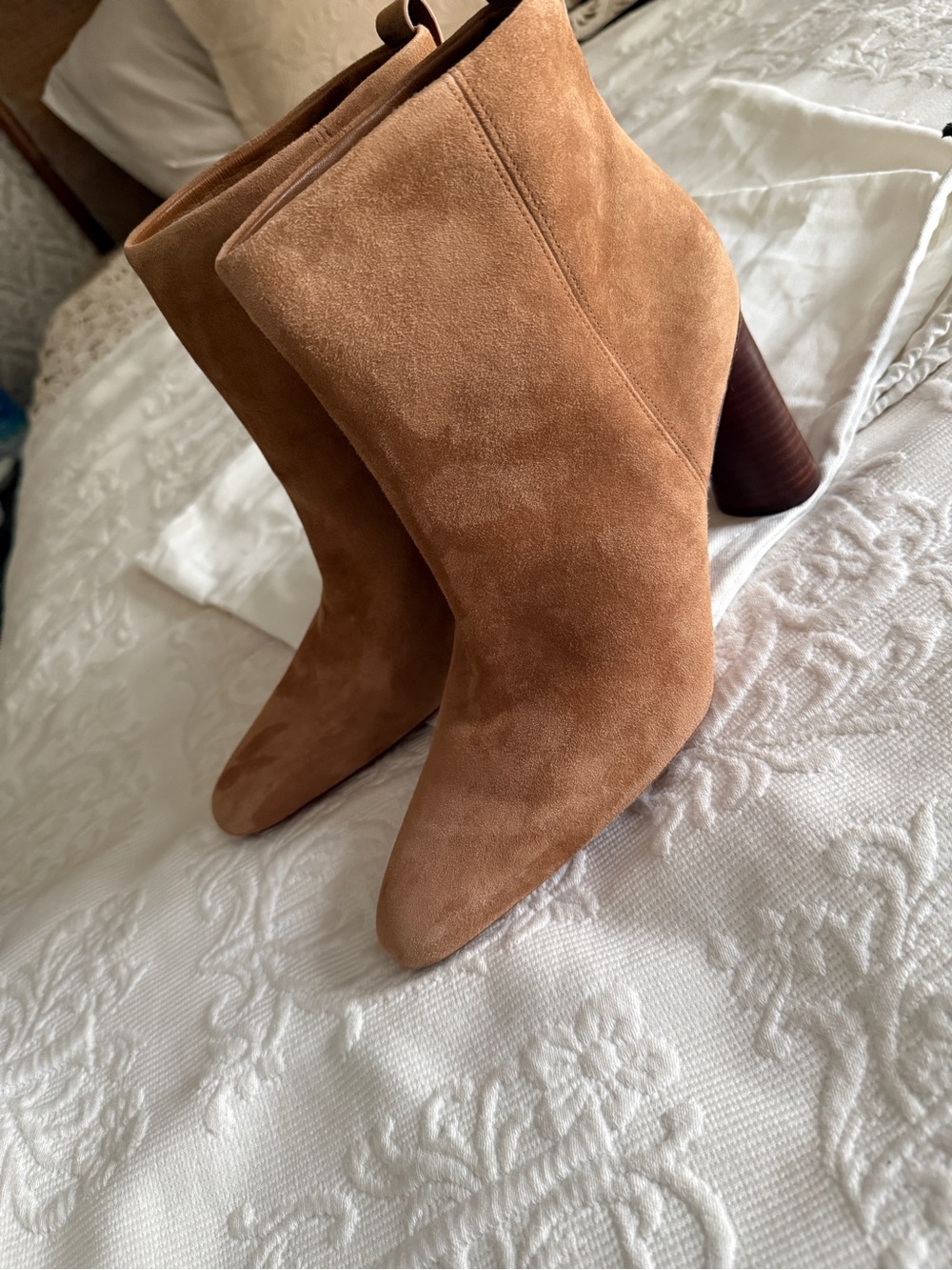 Vince Camel Suede Hillside Ankle Booties Size 11